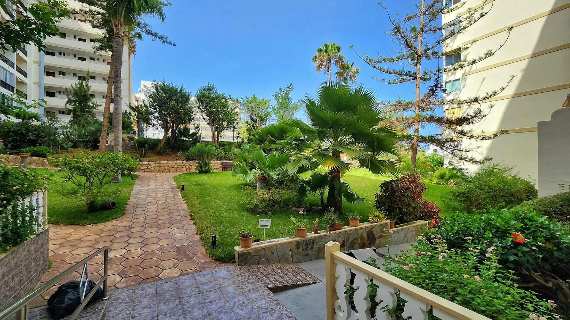 Royal Ocean View El Dorado Apartment Arona